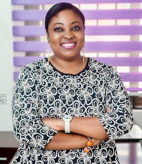 Emmaline_Datey_Headshot