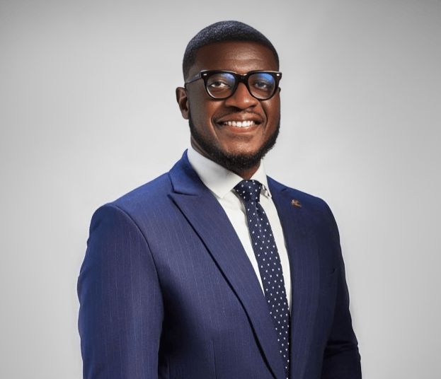 Lexis Bill_Headshot3